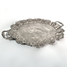 Cargar imagen en el visor de la galería, Antigua Bandeja de Servicio Baño Plata Estilo Barroco Vintage