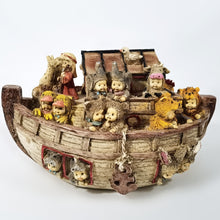 Cargar imagen en el visor de la galería, Antigua Arca Noé Coleccionable Niños Disfrazados Vintage