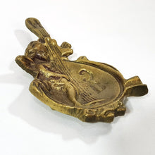 Cargar imagen en el visor de la galería, Antigua Jabonera Cenicero Bronce Querubín Mandolina Barroco