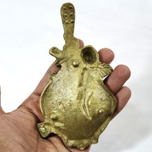 Cargar imagen en el visor de la galería, Antigua Jabonera Cenicero Bronce Querubín Mandolina Barroco