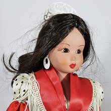 Cargar imagen en el visor de la galería, Antigua Muñeca Marin Chiclana Porcelana Cadiz España Vintage