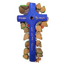 Cargar imagen en el visor de la galería, Artesanía Cruz de Barro Policromado Souvenir Usado 2003