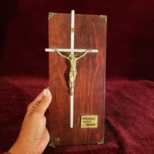 Cargar imagen en el visor de la galería, Figura Recuadro Antiguo con Cristo en baño de oro