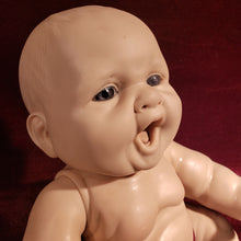 Cargar imagen en el visor de la galería, Bebé Muñeco Vinil Plástico Coleccionable Lots To Love Babies