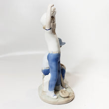 Cargar imagen en el visor de la galería, Antigua Figura Porcelana, 1989, Niños Béisbol, Paul Sebastian
