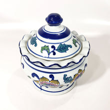 Cargar imagen en el visor de la galería, Antiguo Recipiente Dulcero De Porcelana China Con Tapa