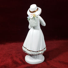 Cargar imagen en el visor de la galería, Antigua Figura Porcelana Campesina Flores Montefiori Collection