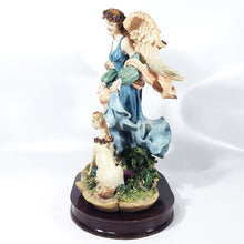 Cargar imagen en el visor de la galería, Antigua Figura Coleccionable Ángel Giovanni Collection, 3 kg