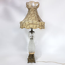 Cargar imagen en el visor de la galería, Antigua Lámpara Cristales Metal Querubines Tipo Barroco, 60s