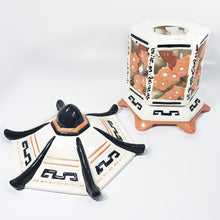 Cargar imagen en el visor de la galería, Antigua Linterna Cerámica Pagoda Japonesa Desmontable 31 cm