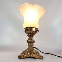 Cargar imagen en el visor de la galería, Lámpara de Mesa Antigua Deco Barroco Metal Vintage Dorada