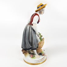 Cargar imagen en el visor de la galería, Figura Porcelana Antigua Alemana Plaue Schierholz Campesina