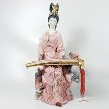Cargar imagen en el visor de la galería, Antigua Escultura Geisha Porcelana Japonesa Kisaeng Coreana