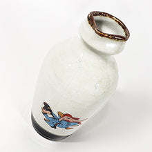 Cargar imagen en el visor de la galería, Botella Coleccionable Sake de Cerámica Vintage Japonesa