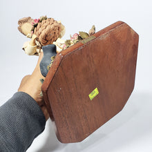 Cargar imagen en el visor de la galería, Auténtica Muñeca Artesanía Sin Cara República Dominicana Gifina