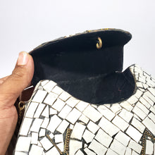 Cargar imagen en el visor de la galería, Antigua Bolsa Artesanal Cobre y Mosaicos Cerámicos India