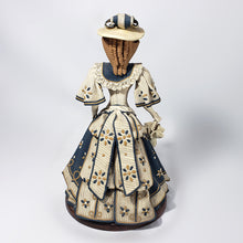 Cargar imagen en el visor de la galería, Antigua Artesanía Lujo Muñeca Sin Rostro República Dominicana