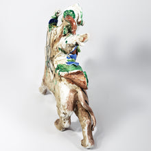 Cargar imagen en el visor de la galería, Antigua Escultura Porcelana Guerrero Chino Tigre Vintage