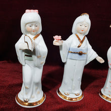 Cargar imagen en el visor de la galería, Antigua Juego Figuras Porcelana Montefiori Damas Japonesas Vintage