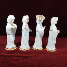 Cargar imagen en el visor de la galería, Antigua Juego Figuras Porcelana Montefiori Damas Japonesas Vintage