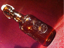 Cargar imagen en el visor de la galería, Botella De Cerveza Holandesa Grolsch, sin liquido.