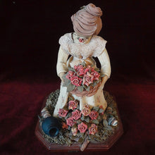 Cargar imagen en el visor de la galería, Artesanía Dominicana, Muñeca Sin Cara, Porcelanicron, Gifina