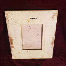 Cargar imagen en el visor de la galería, Recuadro Virgen María En Pasta Y Madera