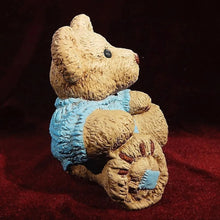 Cargar imagen en el visor de la galería, Osito Colecionable De Cerámica Estilo P. Hillman Enesco