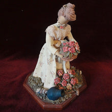 Cargar imagen en el visor de la galería, Artesanía Dominicana, Muñeca Sin Cara, Porcelanicron, Gifina