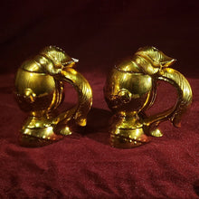 Cargar imagen en el visor de la galería, Tarros Coleccionables Medieval Times 2001, Color Dorado