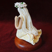 Cargar imagen en el visor de la galería, Artesanía Dominicana, Muñeca Sin Cara, Porcelanicron, Gifina