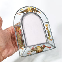 Cargar imagen en el visor de la galería, Antiguo Portarretrato Vintage Vitral Naturaleza Muerta