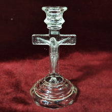 Cargar imagen en el visor de la galería, Porta Velas Cristo Cruz Cristal Candelabro Vintage 90s