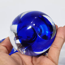 Cargar imagen en el visor de la galería, Juego 5 Portavelas Cristal Soplado Azul Vintage Candelabro 80s