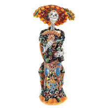 Cargar imagen en el visor de la galería, Catrina de Talavera Mayólica Gerardo García Artesanía 45 cm