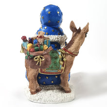 Cargar imagen en el visor de la galería, Figura Navideña Coleccionable Aunt Airie Folklore Francia