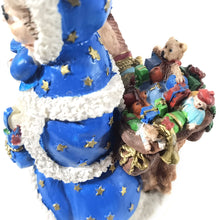 Cargar imagen en el visor de la galería, Figura Navideña Coleccionable Aunt Airie Folklore Francia