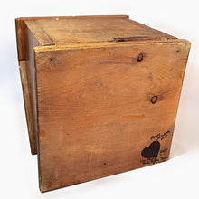 Cargar imagen en el visor de la galería, Antigua Caja Galletero Pan Vintage Amish Pintada a Mano