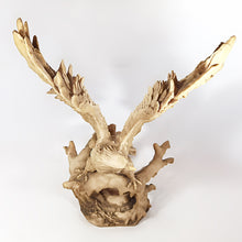 Cargar imagen en el visor de la galería, Antigua Estatua Águila Majestuosa Figura Resina Vintage 70s