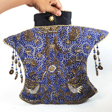 Cargar imagen en el visor de la galería, Antiguo Chaleco Indonesio Batik Decorativo Artesanal Canting