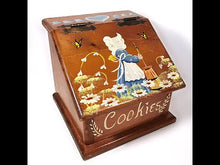 Cargar y reproducir el video en el visor de la galería, Antigua Caja Galletero Pan Vintage Amish Pintada a Mano