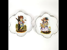 Cargar y reproducir el video en el visor de la galería, Antiguo Par Platos Coleccionables Cameo Japan Pared Vintage