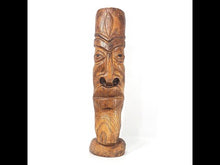 Cargar y reproducir el video en el visor de la galería, Antigua Escultura Africana de Madera Rostro Tótem, 46 cm
