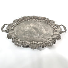 Cargar imagen en el visor de la galería, Antigua Bandeja de Servicio Baño Plata Estilo Barroco Vintage
