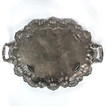 Cargar imagen en el visor de la galería, Antigua Bandeja de Servicio Baño Plata Estilo Barroco Vintage
