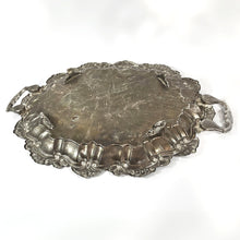 Cargar imagen en el visor de la galería, Antigua Bandeja de Servicio Baño Plata Estilo Barroco Vintage
