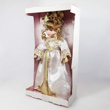 Cargar imagen en el visor de la galería, Muñeca Ángel Porcelana Joy Victorian Garden Coleccionable
