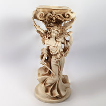 Cargar imagen en el visor de la galería, Antiguo Portavela Angel Violin Pasta Escultura Vintage 70s
