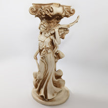 Cargar imagen en el visor de la galería, Antiguo Portavela Angel Violin Pasta Escultura Vintage 70s
