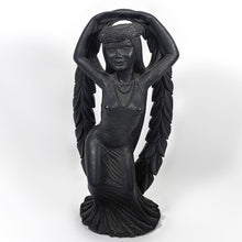 Cargar imagen en el visor de la galería, Figura Colección Coco Joe&#39;s Hawaiian Resina de Lava 27 cm
